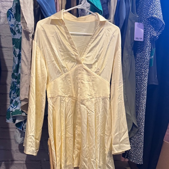 Cider • NWT Elegant Cream Women's Dress PTP 18”-21” - Picture 4 of 4